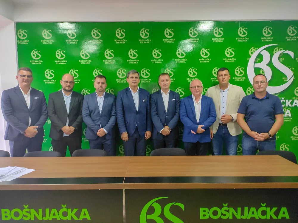 Бошњаци: Црној Гори је потребна нова влада