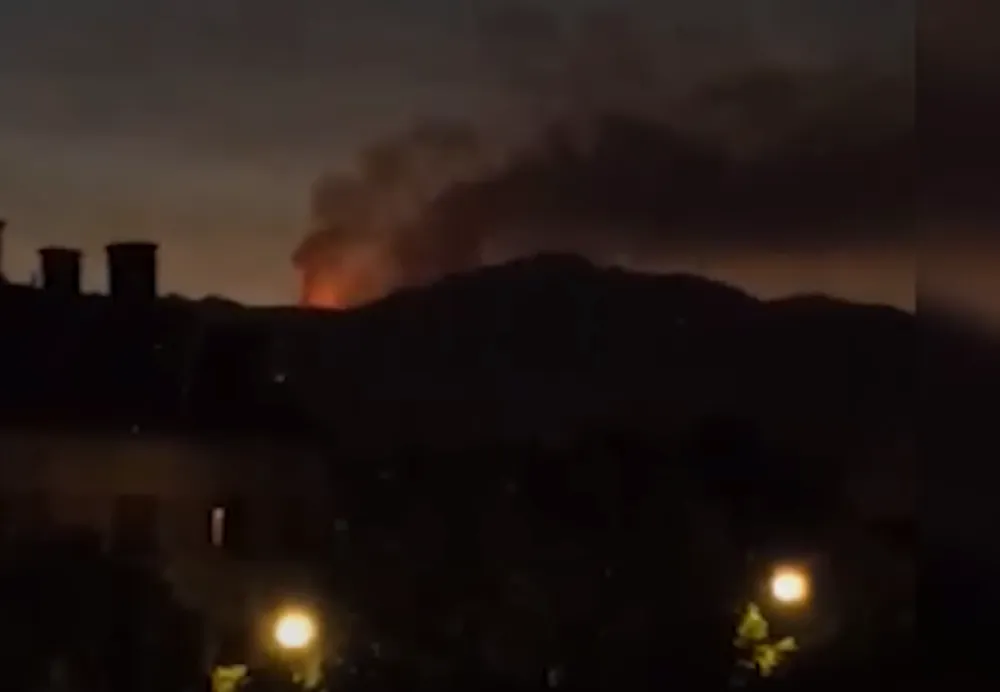 (ВИДЕО) НП Ловћен: Пожар видљив из центра града, ватра букти дубоко према шуми
