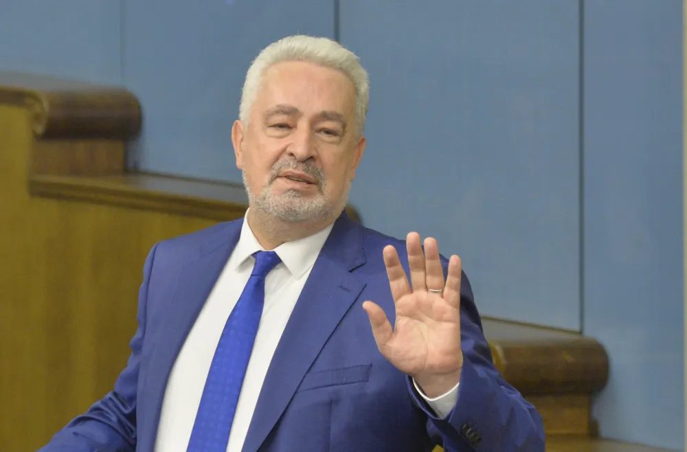Кривокапић: Влада није никога понижавала, а посебно не најближу Србију