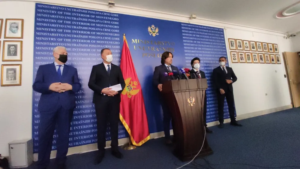 (ВИДЕО) Секуловић и Абазовић сагласни: Судија је требао да се изузме из случаја о заплијени кокаина