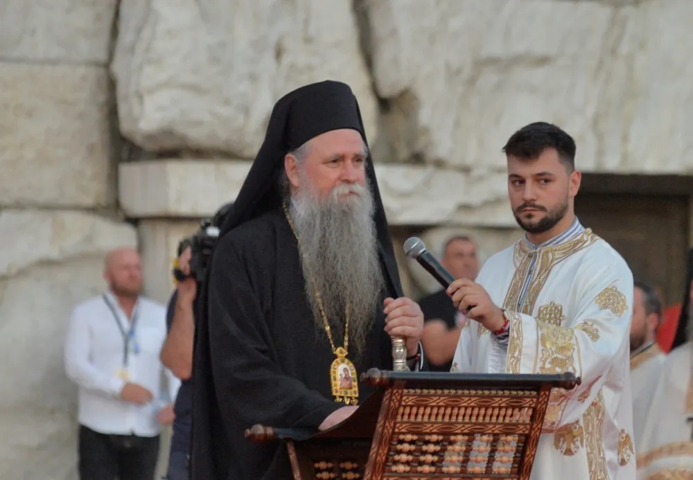 Митрополит Јоаникије: Ђукановић угрозио вјерске слободе да би извукао политичку корист