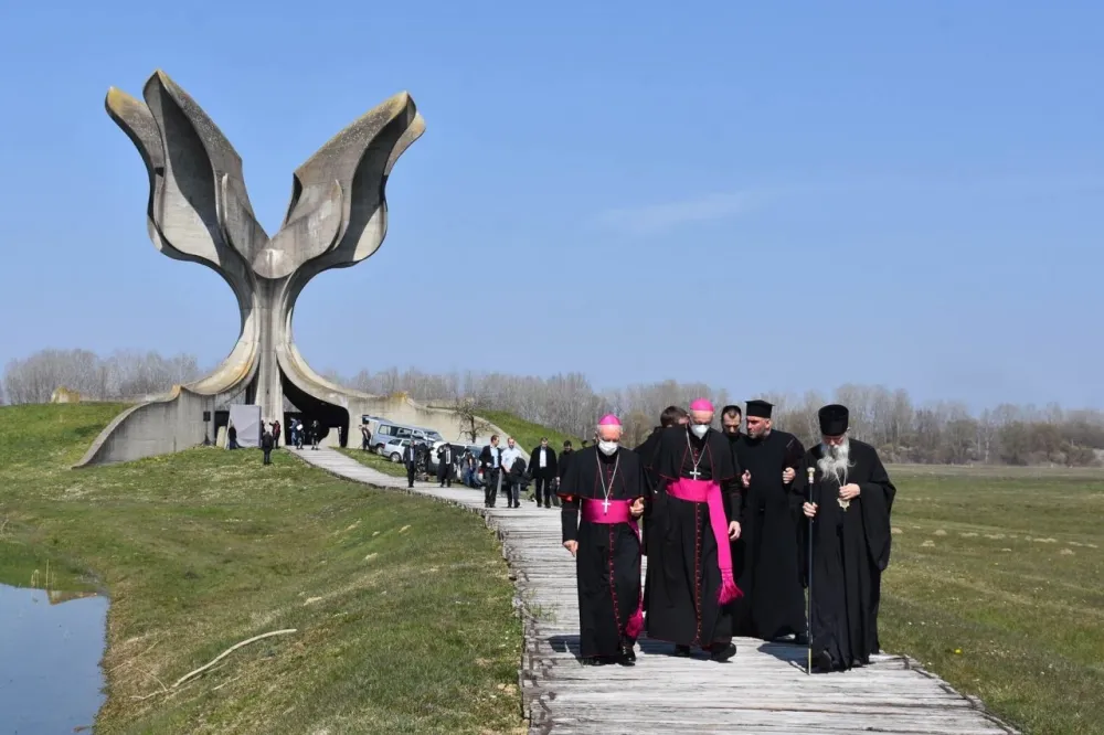 У Јасеновцу се гради Цетињско гумно- симбол духовне везе са Црном Гором