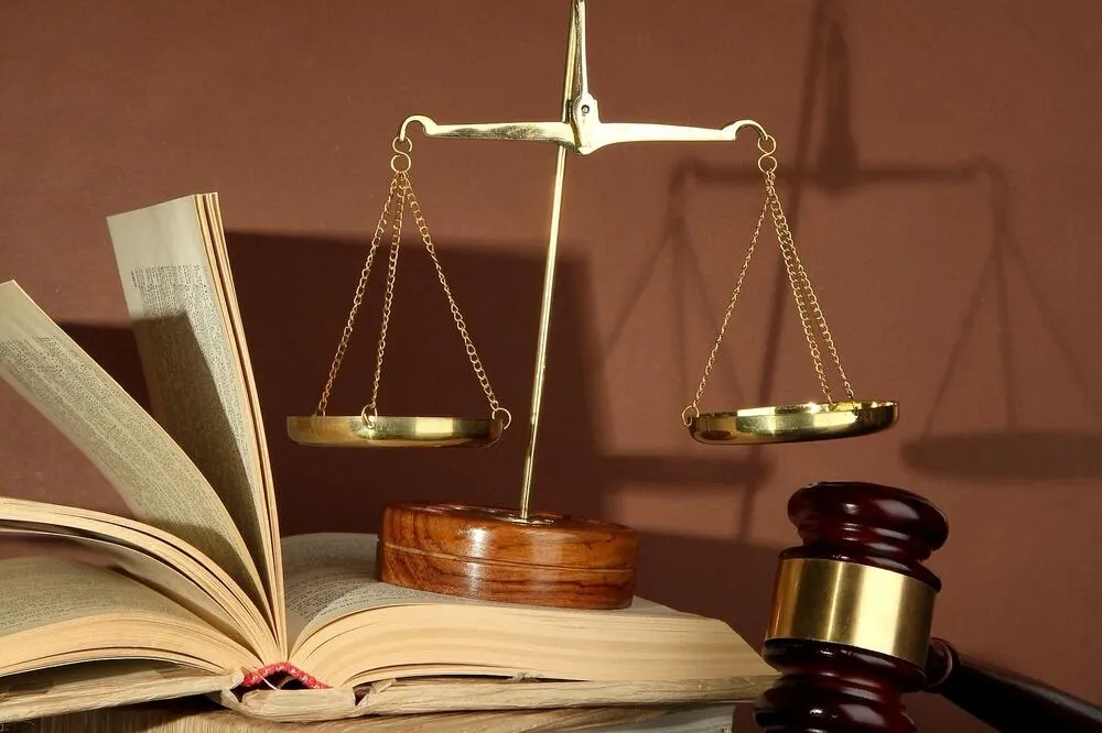 Дисциплинска комисија Адвокатске коморе покренула поступак против дванаест адвоката, троје кажњено