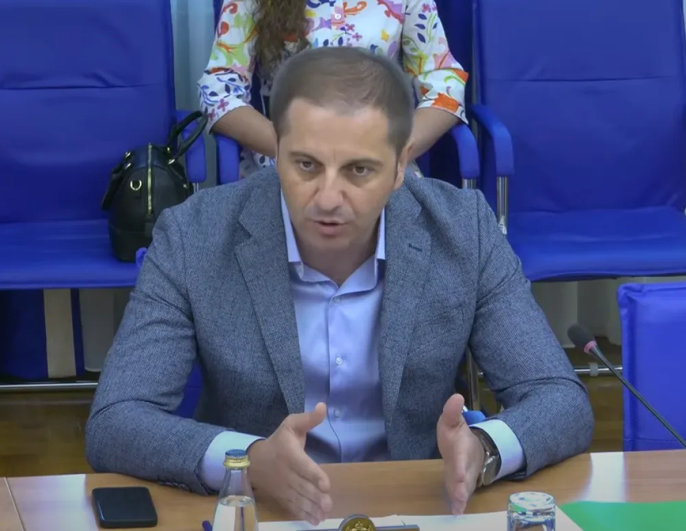 И Пљевљаци подржали Шеховића за новог лидера