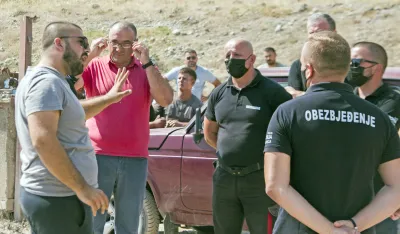 Inspektorati ndaloi nd&euml;rtimin e vask&euml;s sanitare n&euml; deponin&euml; "Livade"