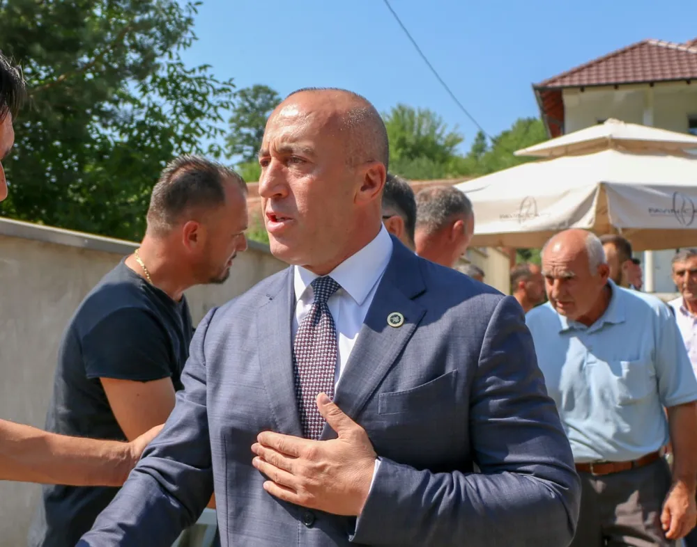 Харадинај критикује Куртија: Много си размазио Србе и Србију