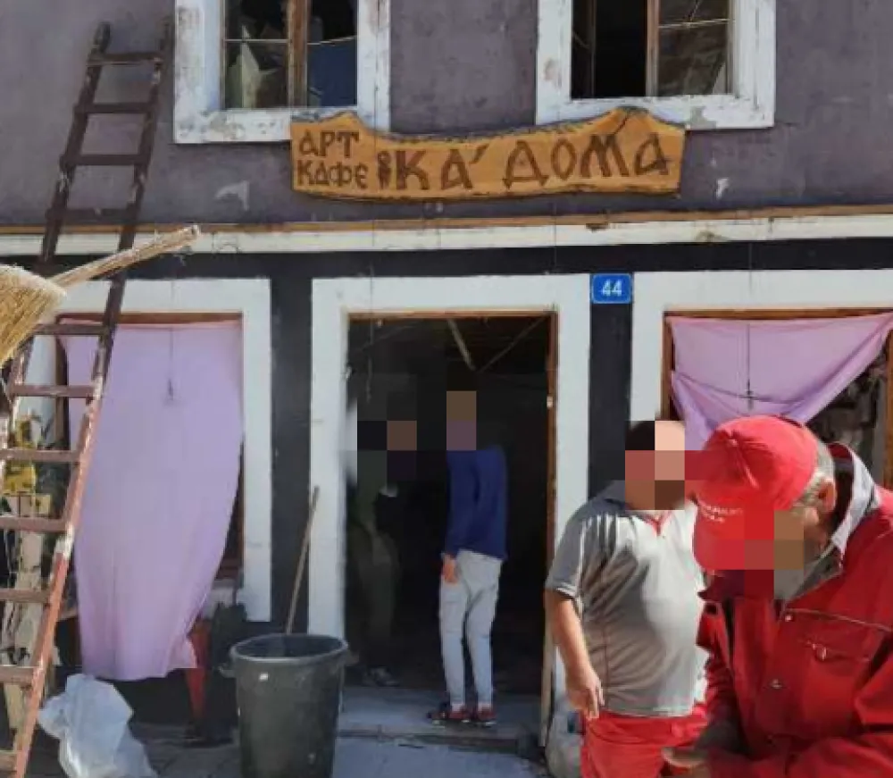 Експлозија у центру Цетиња: Кафић "Ка' дома" уништен
