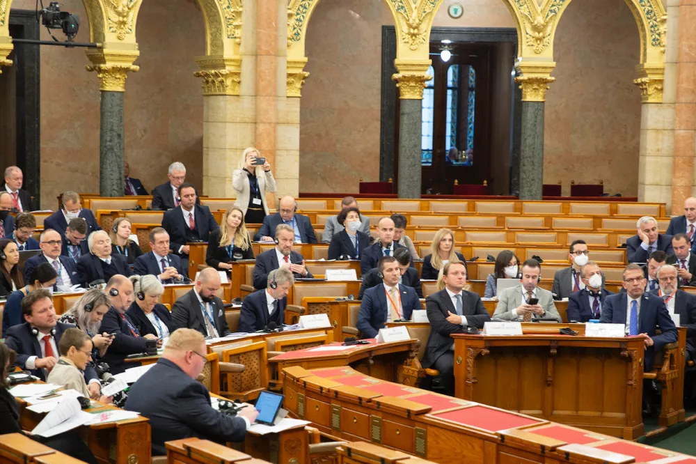 Бечић захвалио Орбану и Вархељију на континуираној подршци Црној Гори