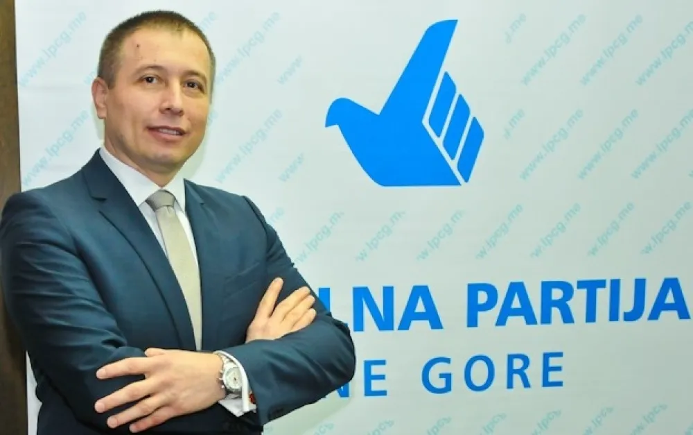 Рабреновић: Братићкина jасна намjера да уништи све чега се дохвати у Црној Гори