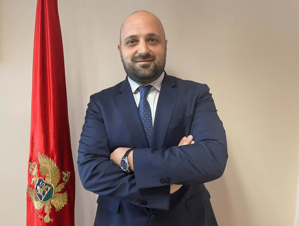 Државни секретар честитао Међународни дан Бошњака