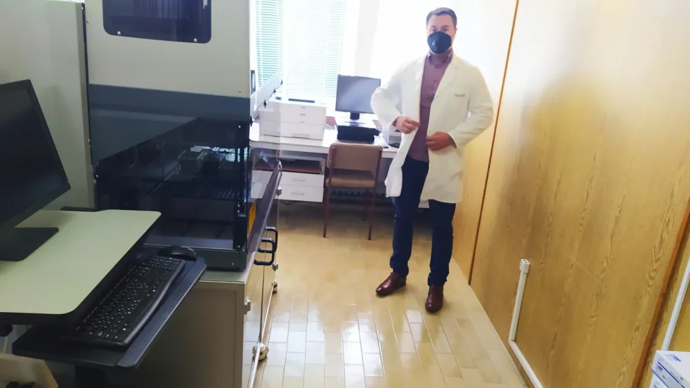 Бјелопољска Oпшта болница добила апарат за ПЦР тестирање