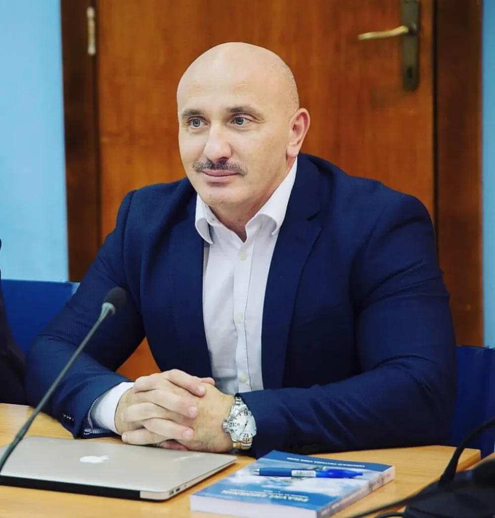 Зековић: Јокић да се одлучи између полиције и спортских клубова