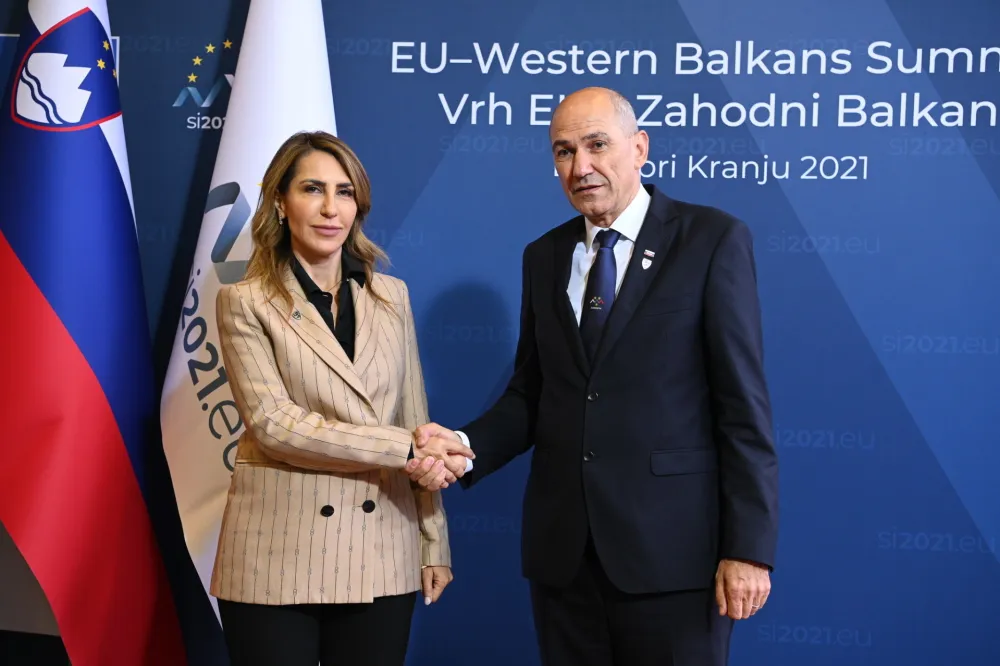 Брегу: Вријеме да се смањи цијена роминга између ЕУ и Западног Балкана
