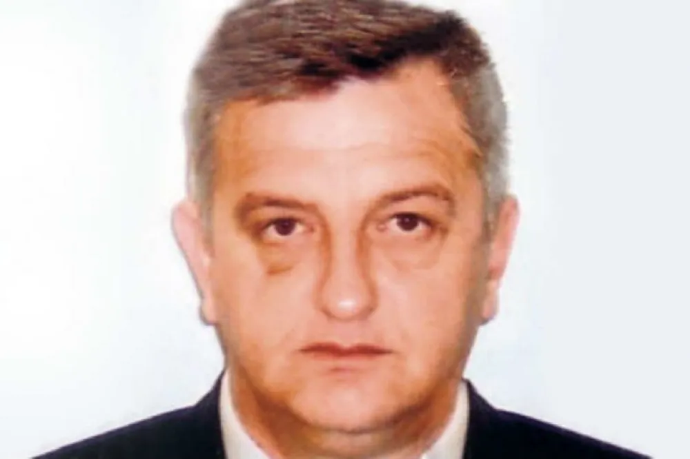 Интерполова потјерница за Тешићем, сарадником Српске напредне странке