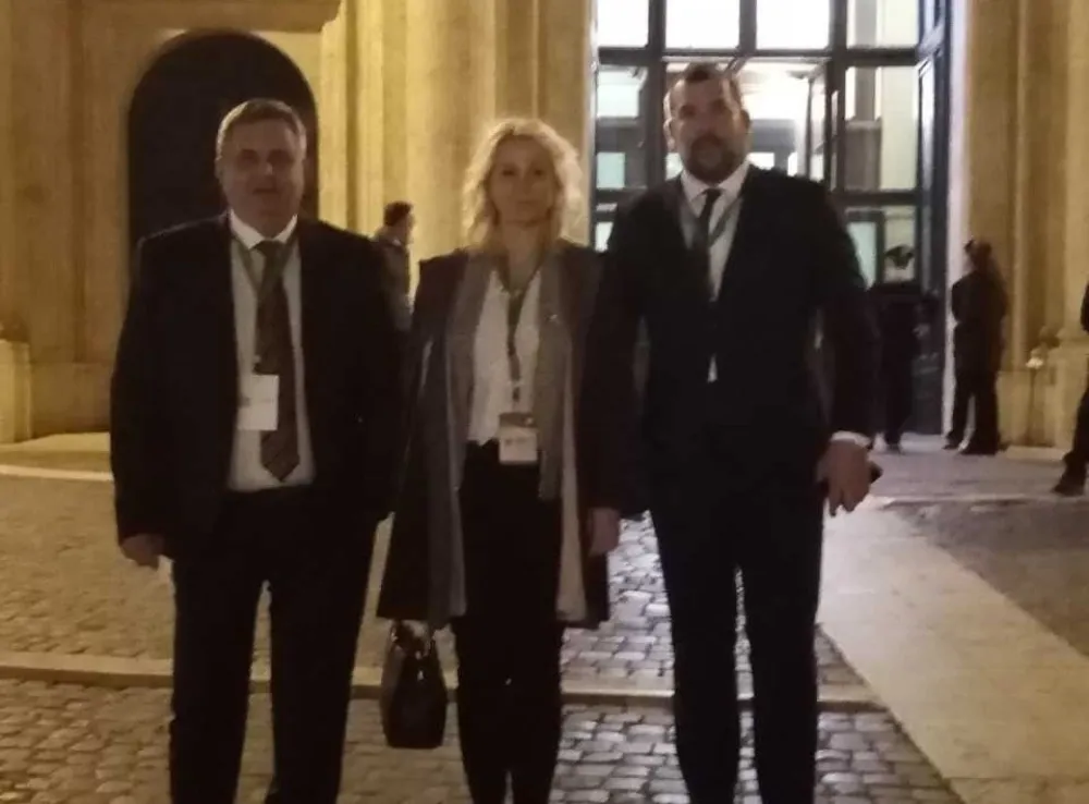 Радуновић и у Риму на протестима: "Били бисте добри Фронтовци"