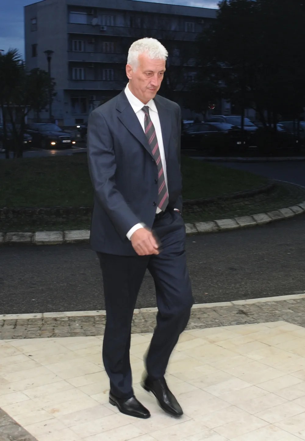Разриjешен Саво Парача