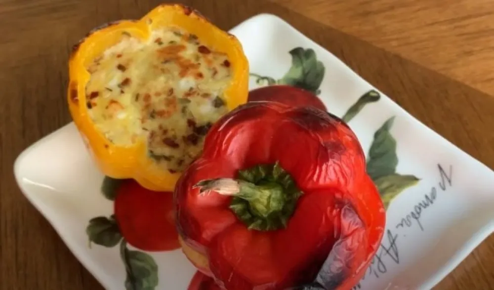 Паприке са сиром и jаjима
