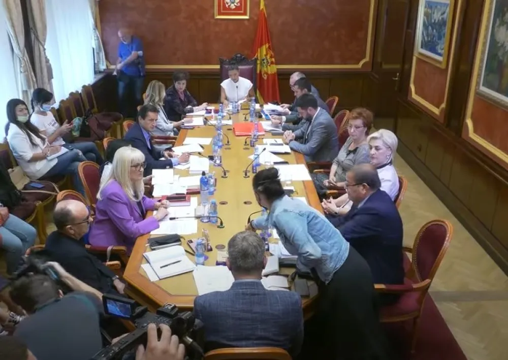 Сјутра сједница Уставног одбора: Разматрање иницијативе за оцјену уставности одредбе члана Закона о слободи вјероисповијести