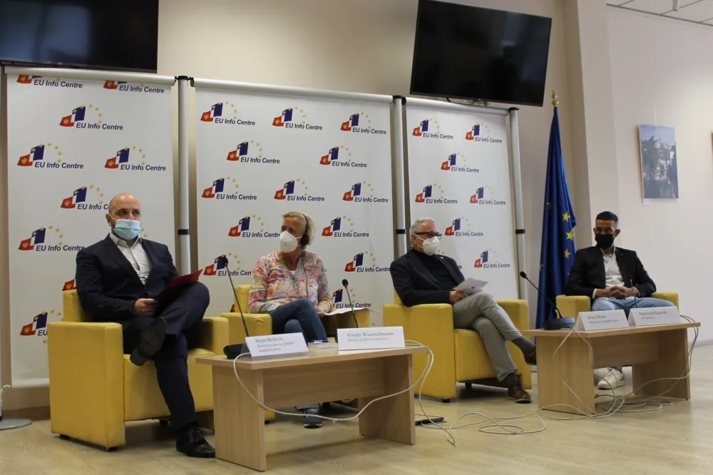 Сарадницима у социјалној инклузији РЕ додијељени сертификати