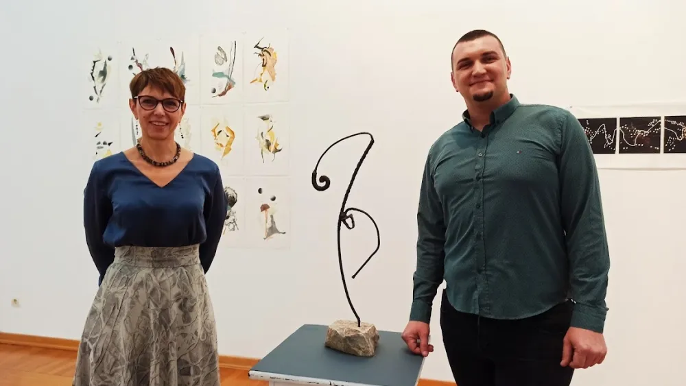 Игор и Кристина Чепкеновић први пут заједно изложу у Црној Гори: Сусрет графике и скулптуре у такту музике
