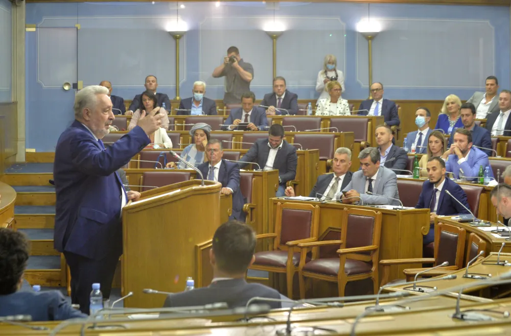 Премијерски сат 29. октобра