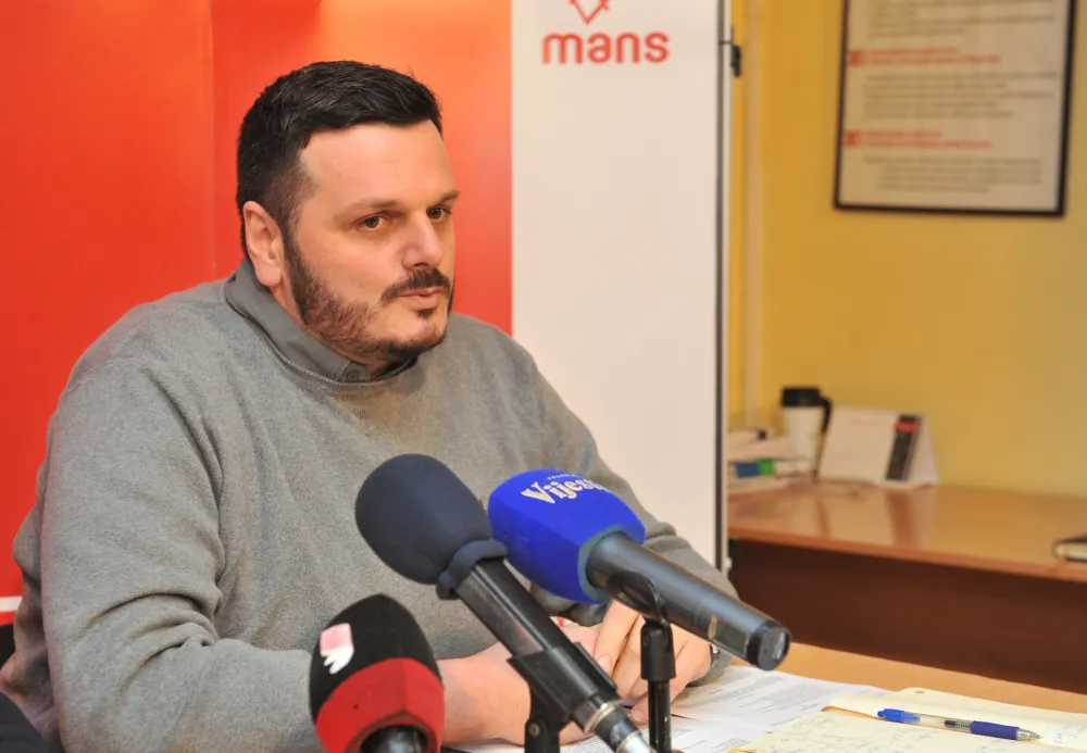 Миловац: "Оф шор" послови Мила Ђукановића не смију остати без епилога