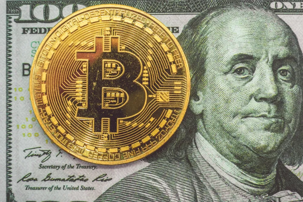 Биткоин оборио још један рекорд: Прешао границу од 66.000 долара