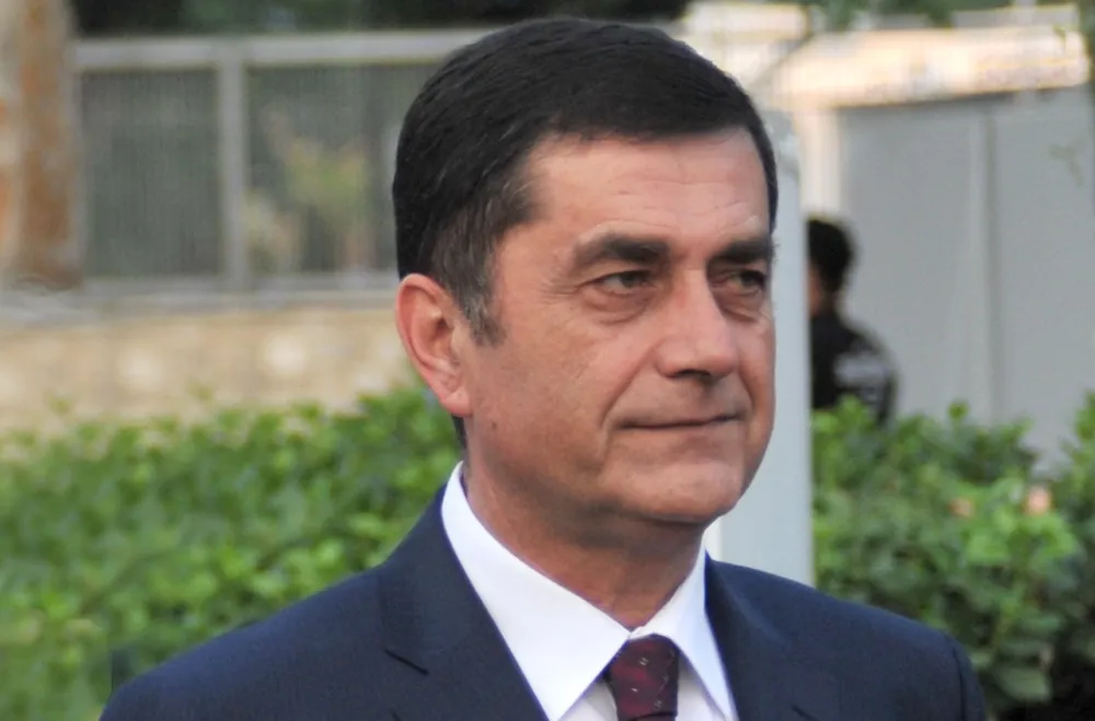 Полиција привела бившег директора АНБ-а Дејана Перуничића
