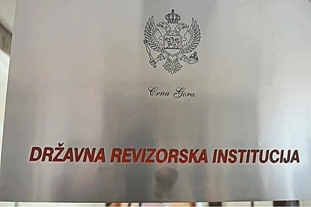 Позитивне оцјене за екстерну ревизију у Извјештају ЕК &ndash; Поглавље 32 &bdquo;Финансијска контрола&ldquo;