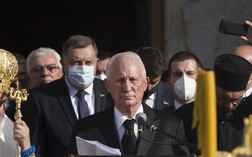 Бећковић: Вријеме је да се капела на Ловћену врати, она је симбол помирења