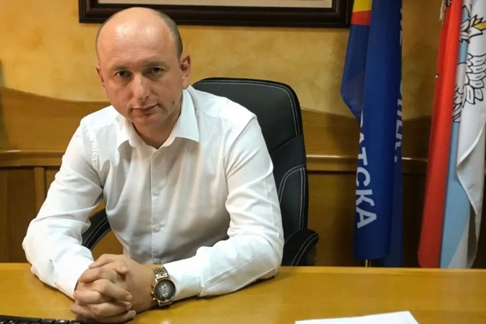 Кнежевић: Имао сам локне на коjима би Дритан позавидио