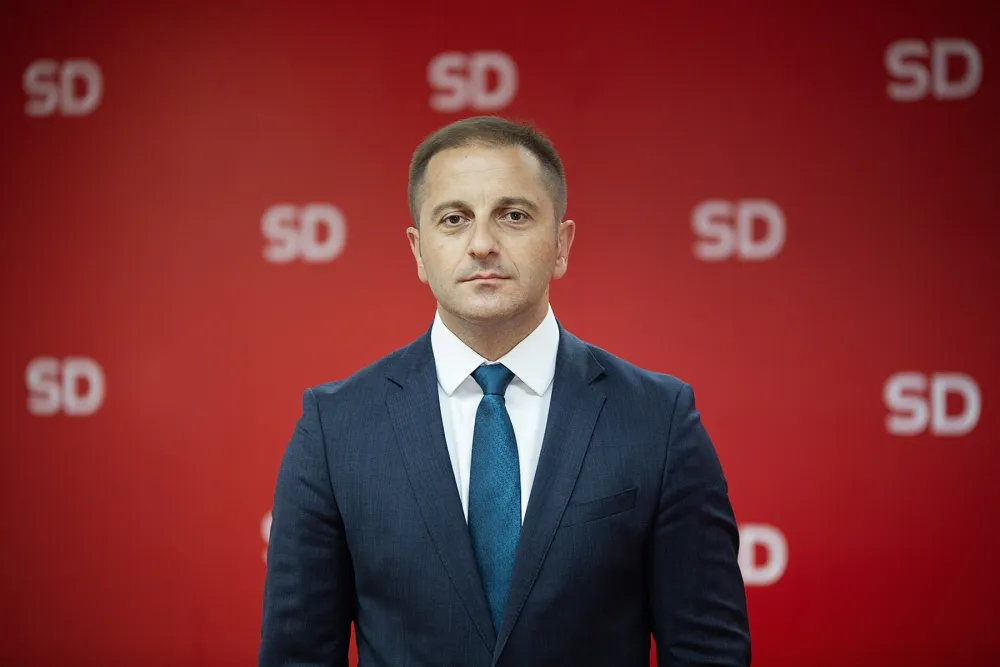 Шеховић: Прогресивне снаге ће ускоро вратити Црну Гору на европски пут