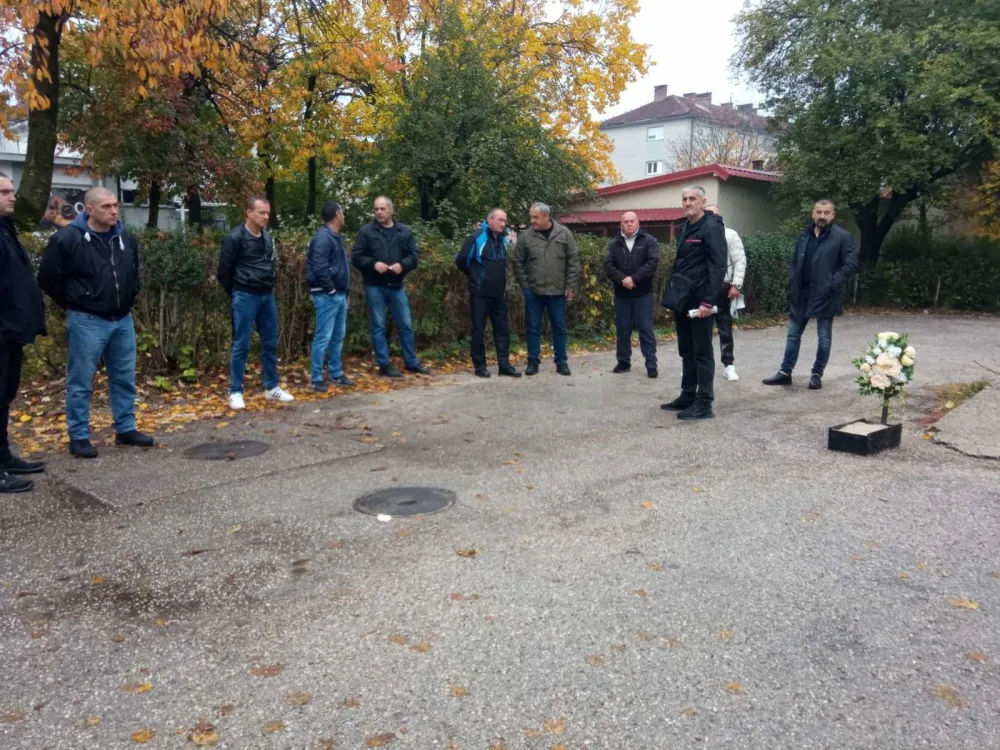 Припадници бившег Седмог батаљона одали почаст Љубиши Мрдаку