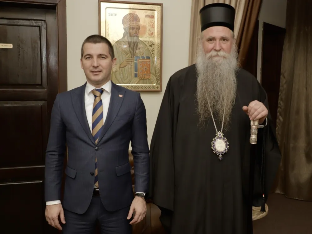 Митрополит Јоаникије: Бечић је одлучан у намјери да се бори за мир