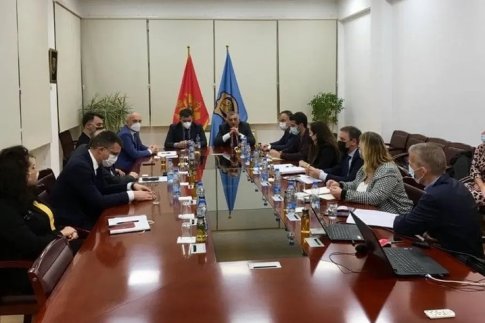Одржана презентација "Дамена" поводом поморског линијског превоза у Бококоторском заливу