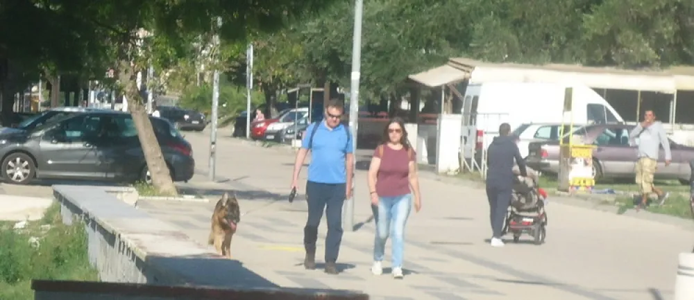 Јесен на барској ривијери: На шеталишту замирисала зимска јела