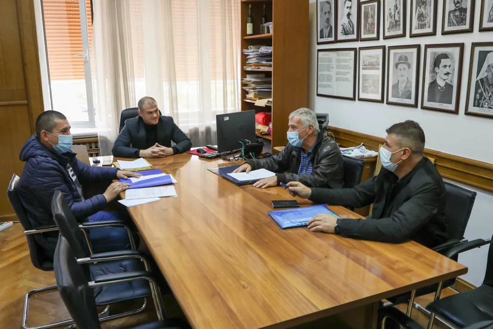 Вучинић на састанку са радницима Комбината алуминијума