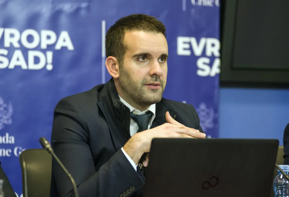 ЦГО пита Спајића: Зашто је Ћировић и даље заштитница имовинских односа?