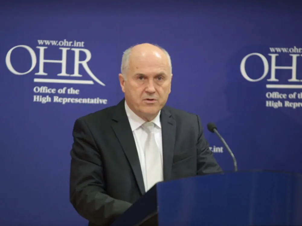 Инцко: БиХ се може распасти ако се овако настави