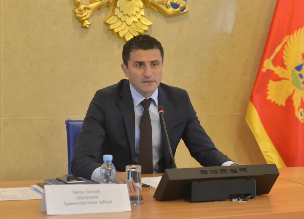 Зоговић: Црна Гора није колонија, односи са странцима не смију бити послушнички