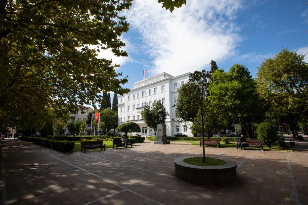 Главни град ће реорганизовати самоуправу уз задржавање истог броја запослених