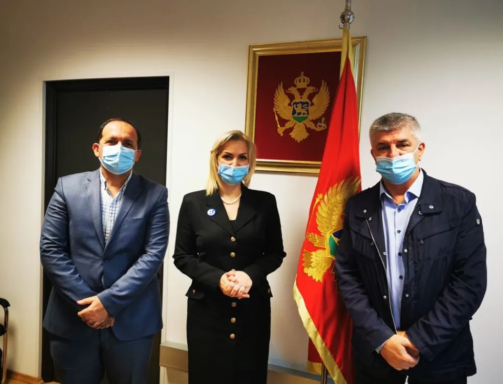 Caritas донирао вриједну опрему- Боровинић Бојовић: Хвала на гесту који неизмјерно цијеним