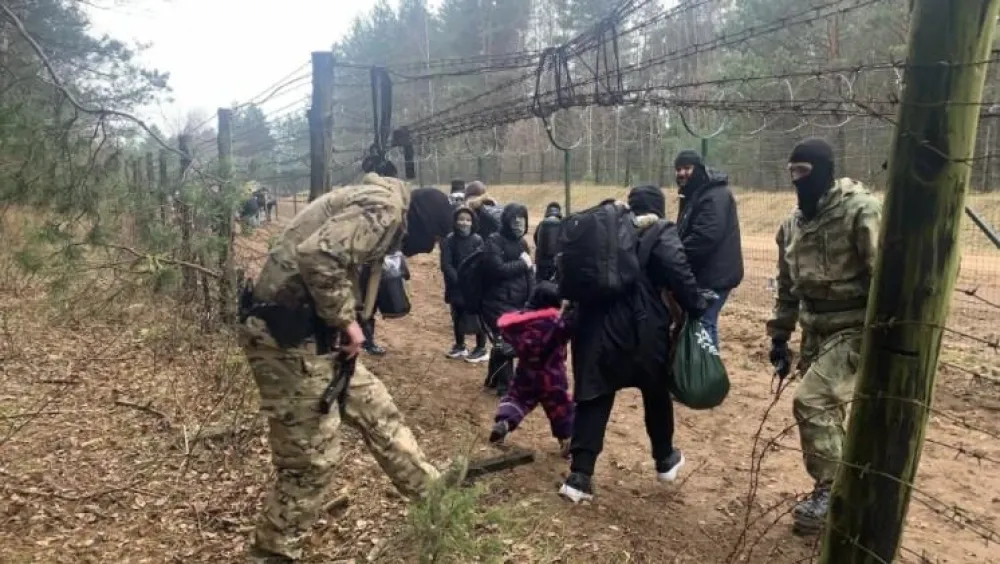Пољска привела 100 миграната, оптужује Бјелорусију да их је послала преко границе