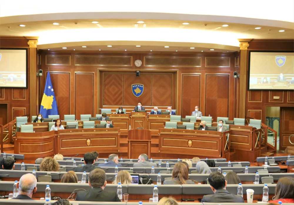 У косовском паралементу не желе да се у бифеу служе српски производи