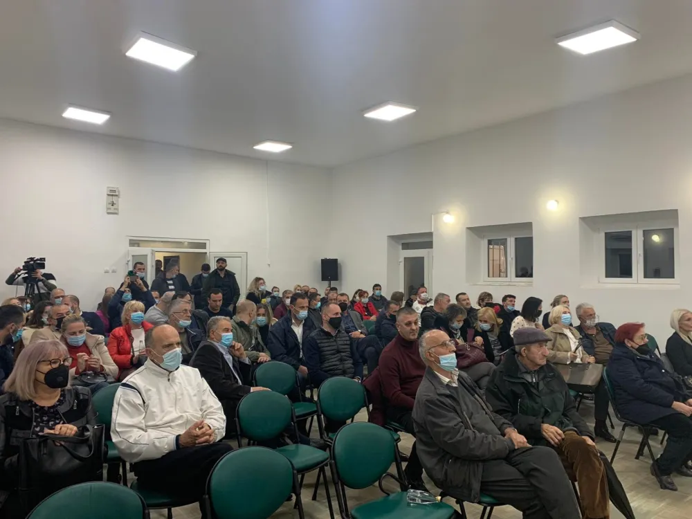Грађани поручили градској управи: Без канализације нема урбанизације