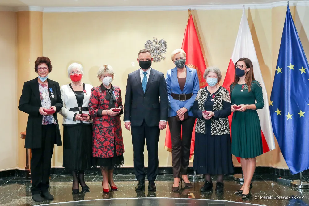 Предсједник Републике Пољске уручио висока државна одликовања: Три Бјелопољке за понос