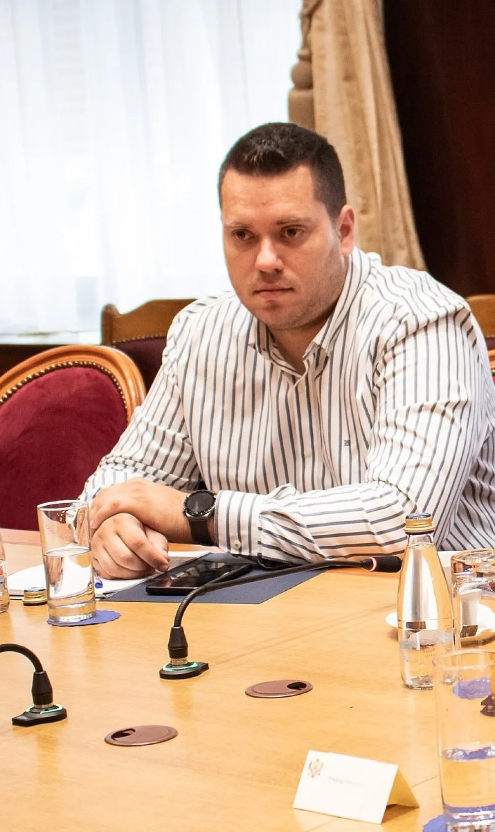 Станишић: Унаприjедити положаj радника обезбеђења