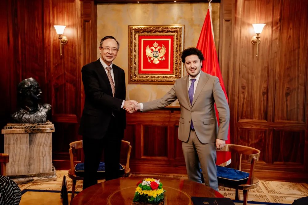 Абазовић &ndash; Абдракхманов: Права мањина најбоље се штите кроз јачање владавине права