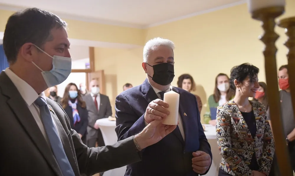 Кривокапић присуствовао прослави Хануке