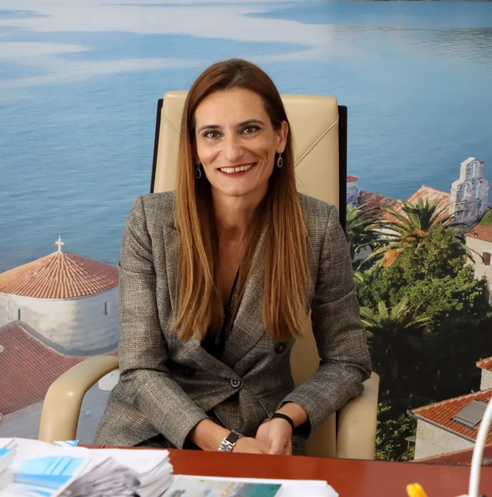Демократе Будва: "Калауз коалиција" обила канцеларије ТОБ-а и отуђила службени печат и факсимил директорице Лиjешевић